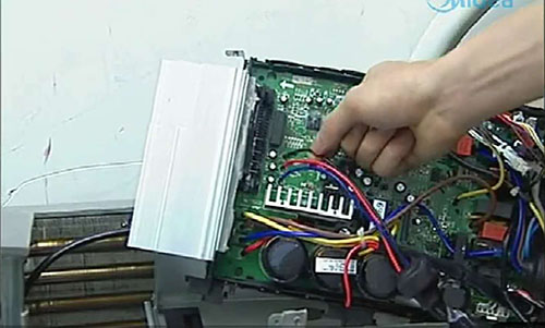 东胜美的空调电话是多少